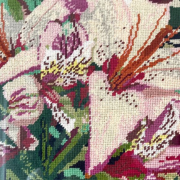 Vintage Framed Needlepoint Lily Floral Wall Art Handmade Embroidery Decor 18X14 - Picture 4 of 9